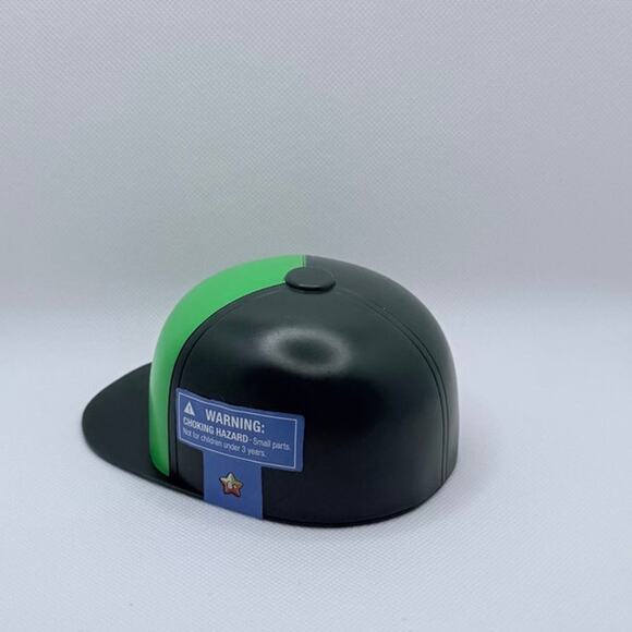 Stumble Guys 2024 Collectable Mini Figure in Hat Case - Picture 3 of 5